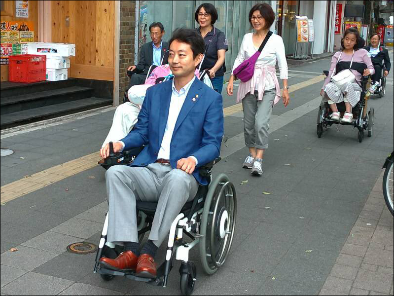 車いすウォークに参加。障害のある方もない方も共に暮らす社会づくりのきっかけに